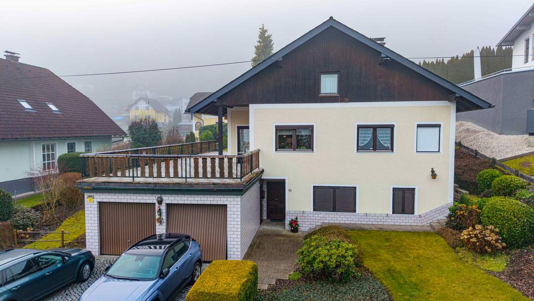 Ein- oder Zweifamilienhaus in Bestlage „Am Huemerhof“ mit traumhaftem Traunseeblick