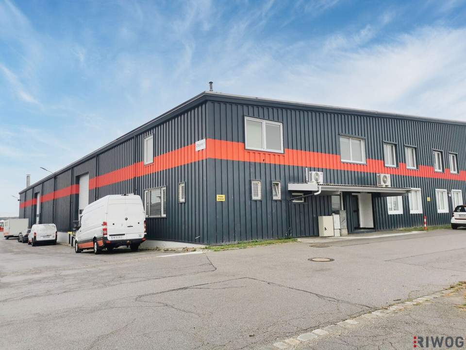 2.500m² Lagerhalle mit Rampen &amp; 250m² Büro! Unbefristet! Optionale Freiflächen verfügbar!