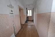 Sanierungsobjekt mit mehreren Wohnungen in absoluter Ruhelage