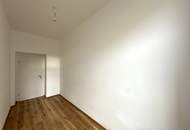Frisch sanierte 2-Zimmer Wohnung in guter Lage in einem exklusiven Gebäude mit wenigen Einheiten