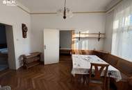 Einmalige Gelegenheit - Jahrhundertwendehaus mit großem Garten