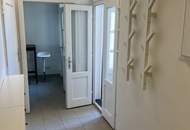 STUDENTEN AUFGEPASST! Zentral begehbare 6 Zimmer Wohnung mit Klopfbalkon! mit guter Anbindung in die City!