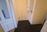 3 ZIMMER-WOHNUNG, IDEAL FÜR PÄRCHEN, WG ODER FÜR KLEINFAMILIEN