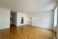 ZENTRALES 2 ZIMMER ALTBAUAPARTMENT MITTEN IM DRITTEN