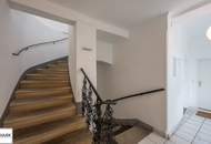 Generalsanierte 1-Zimmer-Altbauwohnung im 3. Liftstock mit direkter U1-Anbindung