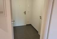 Exklusiver Neubau im 10. Stock mit Seeblick, Kochinsel & großzügigem Balkon – moderne 3-Zimmer-Wohnung