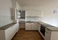 3,5-Zimmer-Wohnung mit Loggia und Parkplatz
