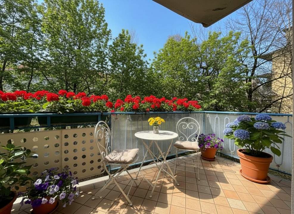 1120! Familienfreundliche 3-Zimmer Wohnung mit 2 Balkonen und inkl. Privatparkpatz! Direkt bei Schönbrunn!