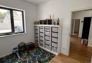 Neuwertiges Wohnhaus in ruhiger Lage