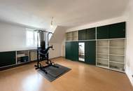 Sanierungsbedürftige DG-Wohnung bei der Währinger Straße/Volksoper