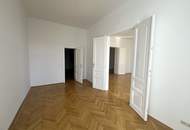 Schöne 4,5 Zimmer Altbau-Villenetage mit Wintergarten, Gartennutzung und kleinem KFZ-Stellplatz