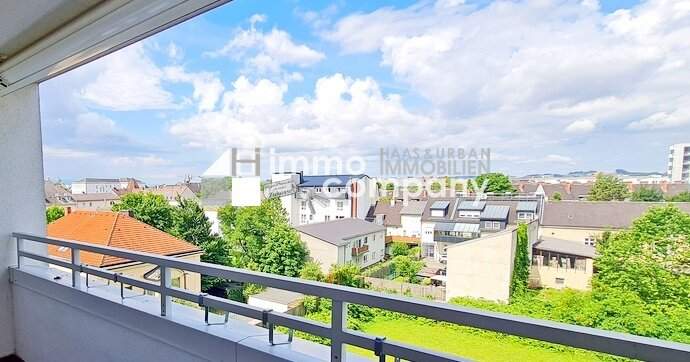 Wels : Phantastische 5 Zimmer Eigentumswohnung mit Westloggia !