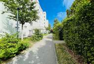 Entspanntes Wohnen in Toplage mit bester Infrastruktur und traumhafter Loggia! Von Grünflächen umgeben und doch nah am Zentrum!