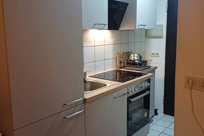 Schnäppchen! Wohnung mit Garten in der Kranebitterallee 88b in Innsbruck, Wohnung-kauf, 125.000,€, 6020 Innsbruck-Stadt