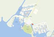 Idyllisches Seegrundstück mit Ferienhaus