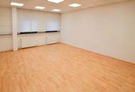 1300 m² Lagerhalle mit Rampenzugängen