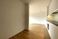 Süd-Balkon mit schönem Blick! Hochwertig ausgestattete Neubauwohnung!!