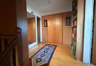 Sonnenhang trifft auf Weitblick! Großzügiges Einfamilienhaus in begehrter Lage von Langaberg