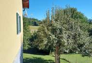 Haus mit zwei getrennten Wohneinheiten in ruhiger Lage