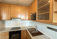 Teilmöblierte 3 Zimmer mit Klima und verglaster Loggia mit spektakulärem Weitblick & optionalem Garagenstellplatz