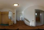 Golfer und Thermenliebhaber aufgepasst! Entzückende ruhige Terrassenwohnung mit Reihenhauscharakter.