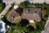 Charmantes Einfamilienhaus mit wunderschönem Garten in Grünlage