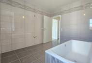 "Ihr neues Zuhause in Reichersdorf – Doppelhaushälfte mit Pool &amp; Traumgarten"