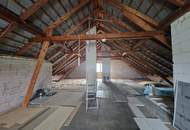 TRAUMHAFTER BUNGALOW SAMT GARAGE MIT MONTAGEGRUBE UND HERRLICHEM, SEHR GEPFLEGEN, IDYLLISCHEN GARTEN IN SEHR GEFRAGTER WOHNLAGE