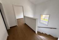 Moderne Doppelhaushälfte mit Terrasse + Eigengarten + Stellplatz