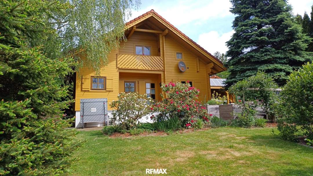 ***OPEN HOUSE Freitag, 12. Juni 2026 von 9 - 12 Uhr*** Charmantes Holzhaus mit wunderschönem Garten in St. Roman
