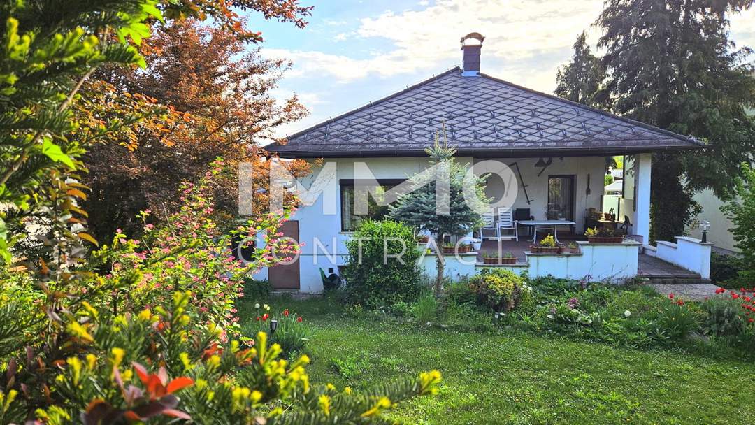 Neuer Preis!! Geräumiger Bungalow mit "Wohnkeller" auf traumhaftem Eigengrund in ruhiger Lage