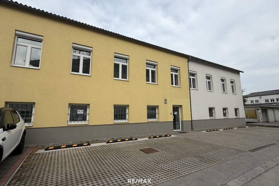 Büro nahe Regierungsviertel inkl. 10 Parkplätzen, Gewerbeobjekt-miete, 4.571,00,€, 3100 Sankt Pölten(Stadt)