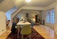 GROßZÜGIGE 3 -ZIMMER-MANSARDENWOHNUNG IM STADTPALAIS