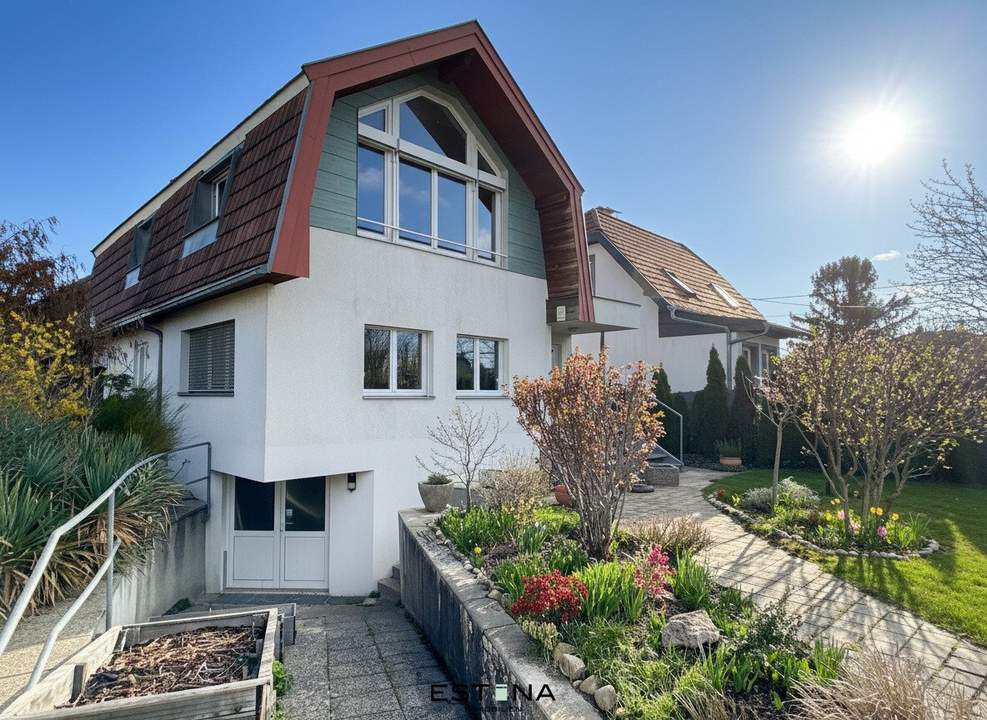 Familienidylle in Oberlisse – Gepflegtes Eigenheim in bester Lage