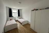 UNBEFRISTET: große 5 Zimmer im frisch ausgebauten Dachgeschoss mit Balkon!