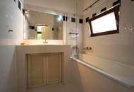 Ruhige Maisonettewohnung mit Hauscharakter in stilvollem Altbau in Hietzing, Nähe U4