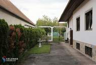 Gepflegtes Mehrfamilienhaus -7 Zimmer - ruhige Lage - uneinsehbarer Garten - großer Stadl - Super Preis-Leistung!!