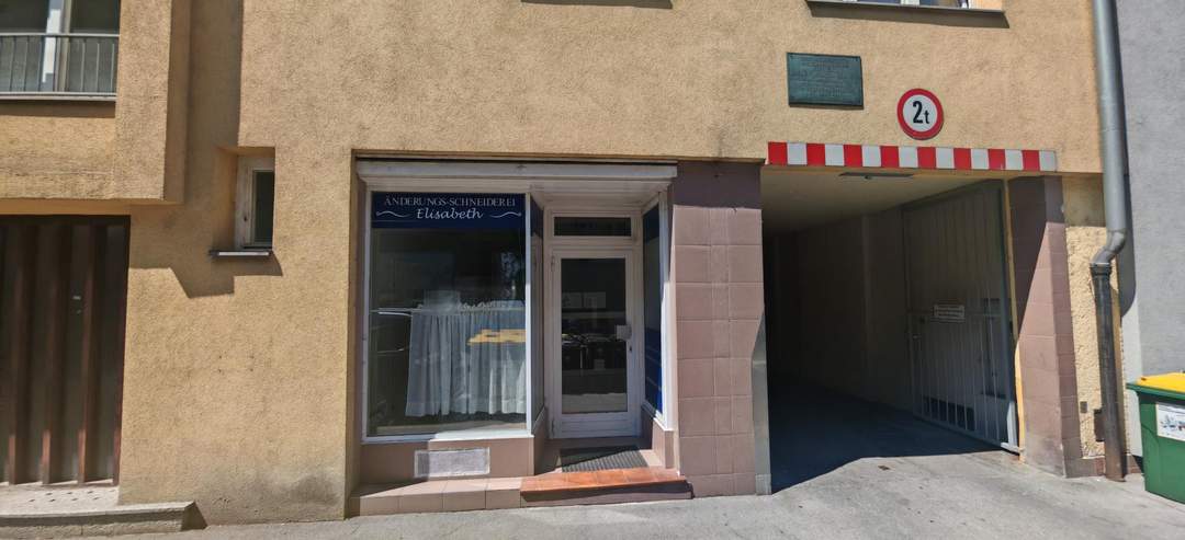 Raum für Ihre Geschäftsidee: Ebenerdiges Geschäftslokal in Pradl (#10457)