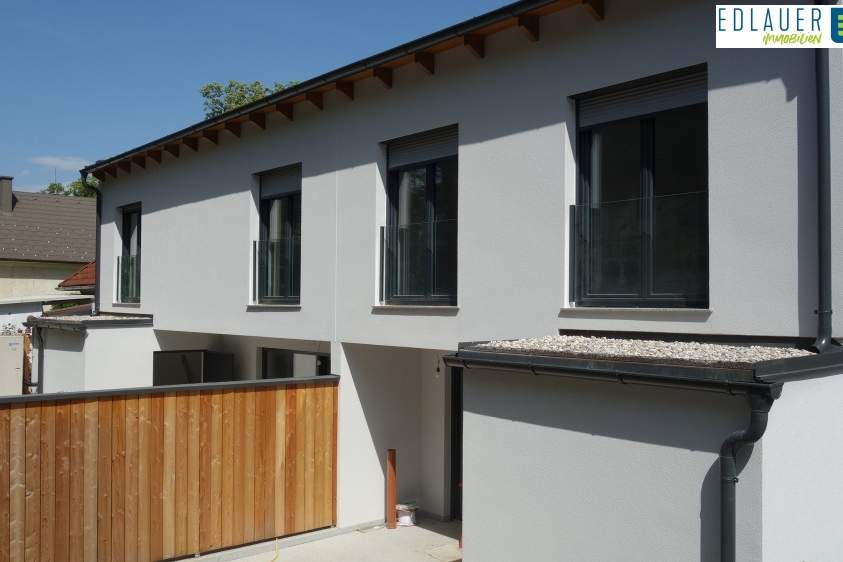 Moderne Doppelhaushälfte in TOP LAGE - ERSTBEZUG - PROVISIONSFREI!, Haus-kauf, 499.000,€, 3100 Sankt Pölten(Stadt)