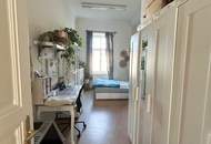 Großzügiger Altbau im Herzen der Stadt!