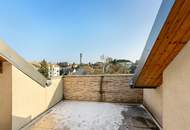 Helle Dachgeschosswohnung mit Terrasse in Linz