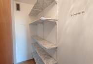 Geräumige 4-Zimmer-Eigentumswohnung mit großem Keller und eigenem Stellplatz!