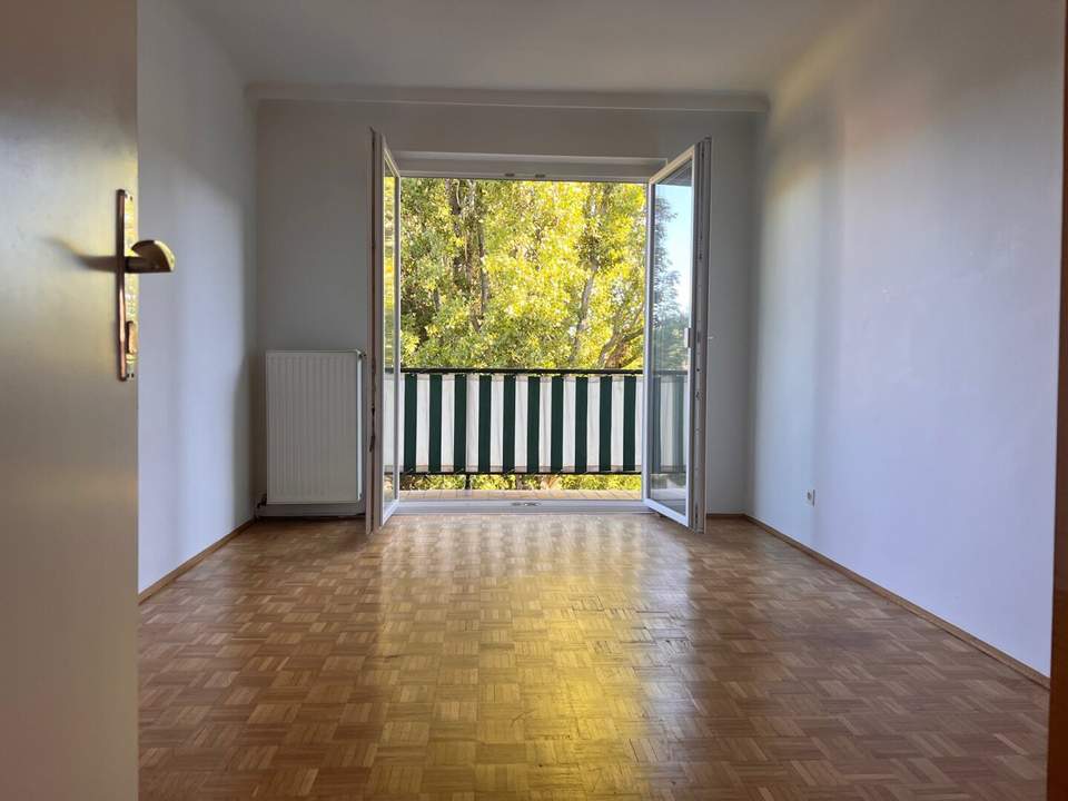 Gepflegte 3-Zimmer-Wohnung mit Balkon Nähe Obkirchergasse!