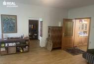 sREAL- LANDLEBEN MIT CHARAKTER - Historisches Bauernhaus mit Scheune, Backstube, Pool und 1.296 m² Grund