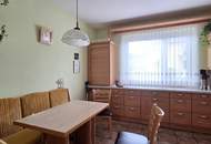 SEHR GEPFLEGTES EINFAMILIENHAUS MIT SCHÖNEM AUSBLICK