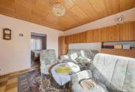 Modernisierungsbedürftiges Wohnhaus in Großweikersdorf nahe Bahnhof mit Garten, Terrasse und ausgezeichneter Infrastruktur!