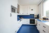 Großzügige Wohnung mit zwei Loggien, Dachterrasse und Einbauküche!