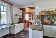 WIENERWALDHAUS IN ZENTRUMSNAHER LAGE MIT AUSBLICK