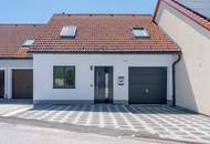 ***Einziehen & Wohlfühlen*** - Großzügiges Reihenhaus mit Panoramablick, Pool & moderner Ausstattung