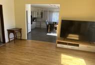 Wohnhaus mit Garage auf traumhaftem Grundstück am Waldrand mit herrlichem Ausblick zu verkaufen